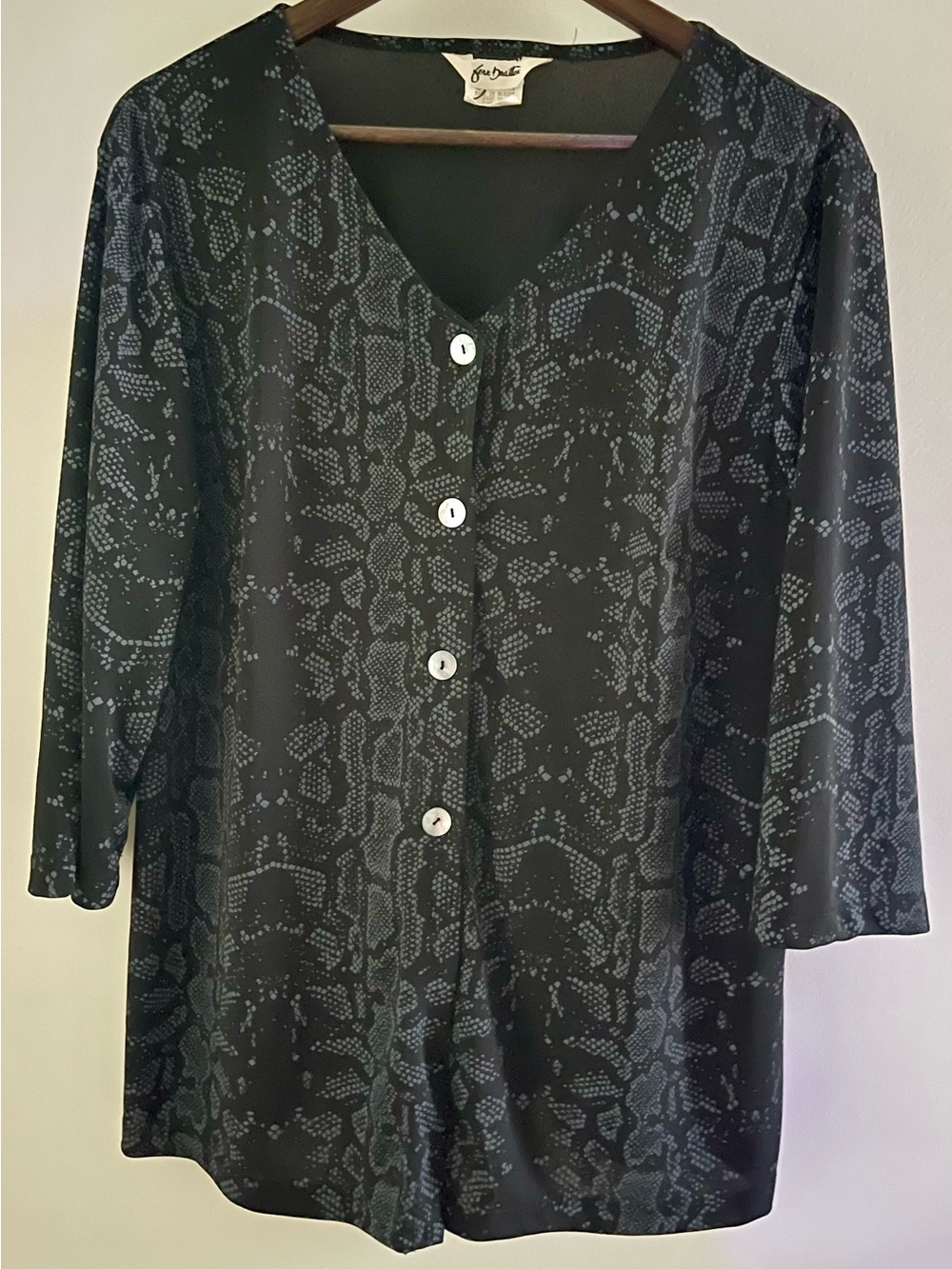 Vintage Fern Bratten 1X Black Gray Snake Print Tunic Button Up Blouse Lagenlook